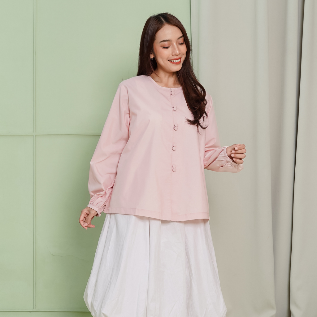 Radwa Top Kemeja Fitted Shirt Blouse Blush
