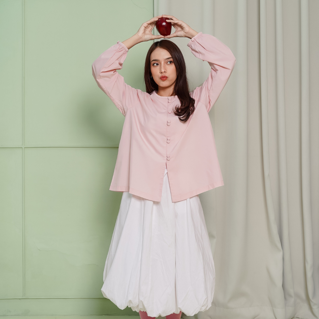 Radwa Top Kemeja Fitted Shirt Blouse Blush