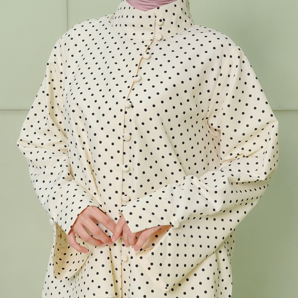 Shada Top Kemeja highneck Collar Polkadot Creamy