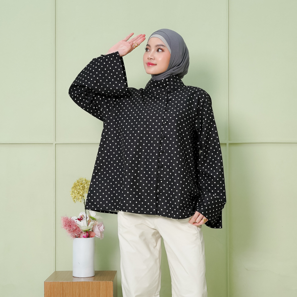 Shada Top Kemeja highneck Collar Polkadot Black