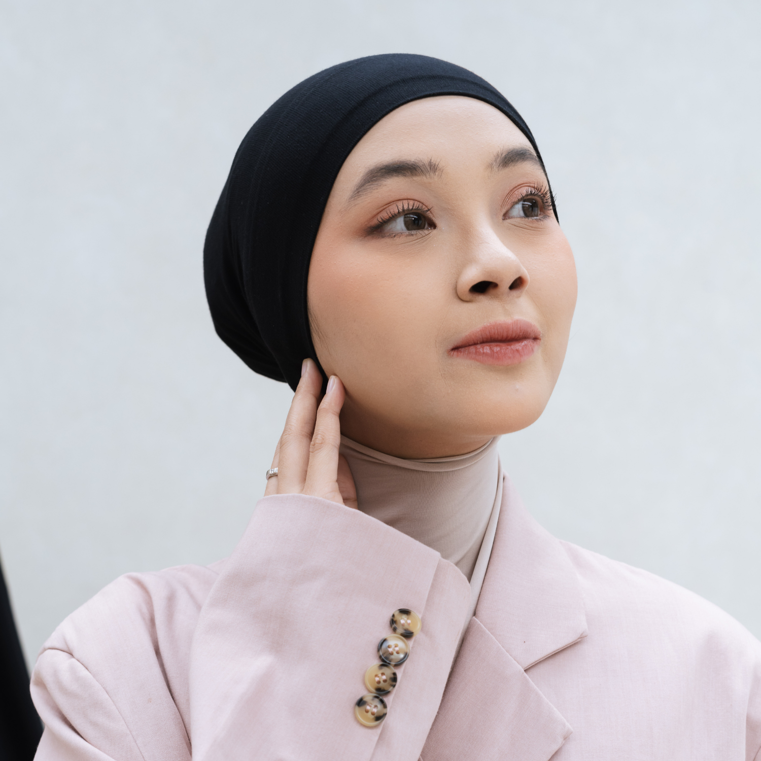Ciput Tali Rayon Airflow Black
