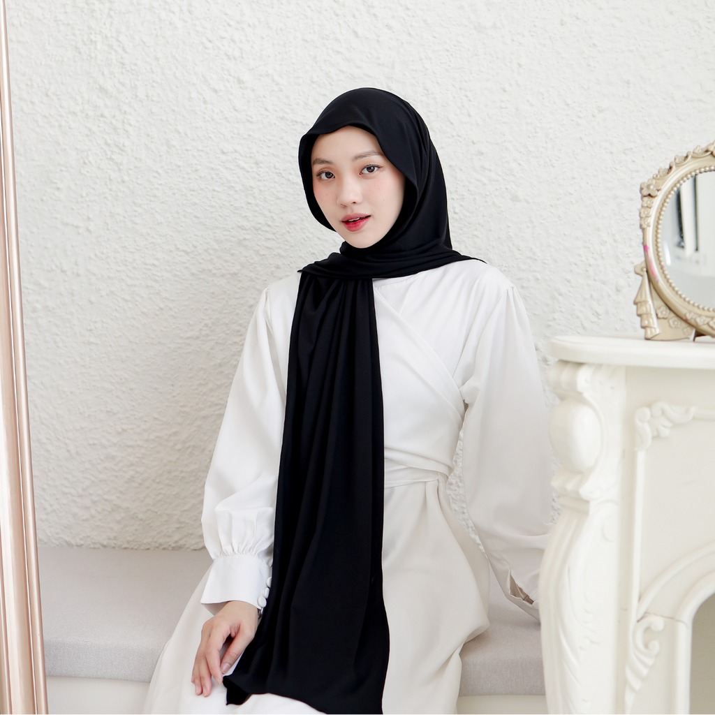 Sawda Pashmina Inner Rayon Black