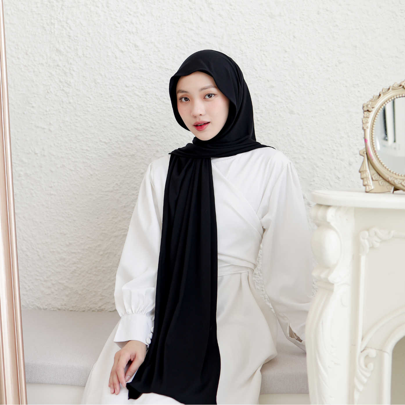 Sawda Pashmina Inner Rayon Black