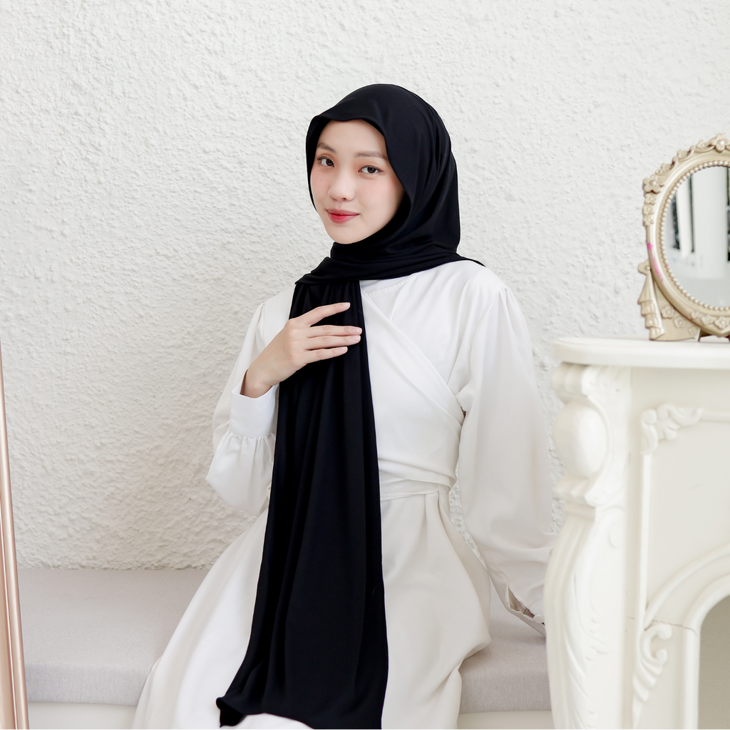 Sawda Pashmina Inner Rayon Black