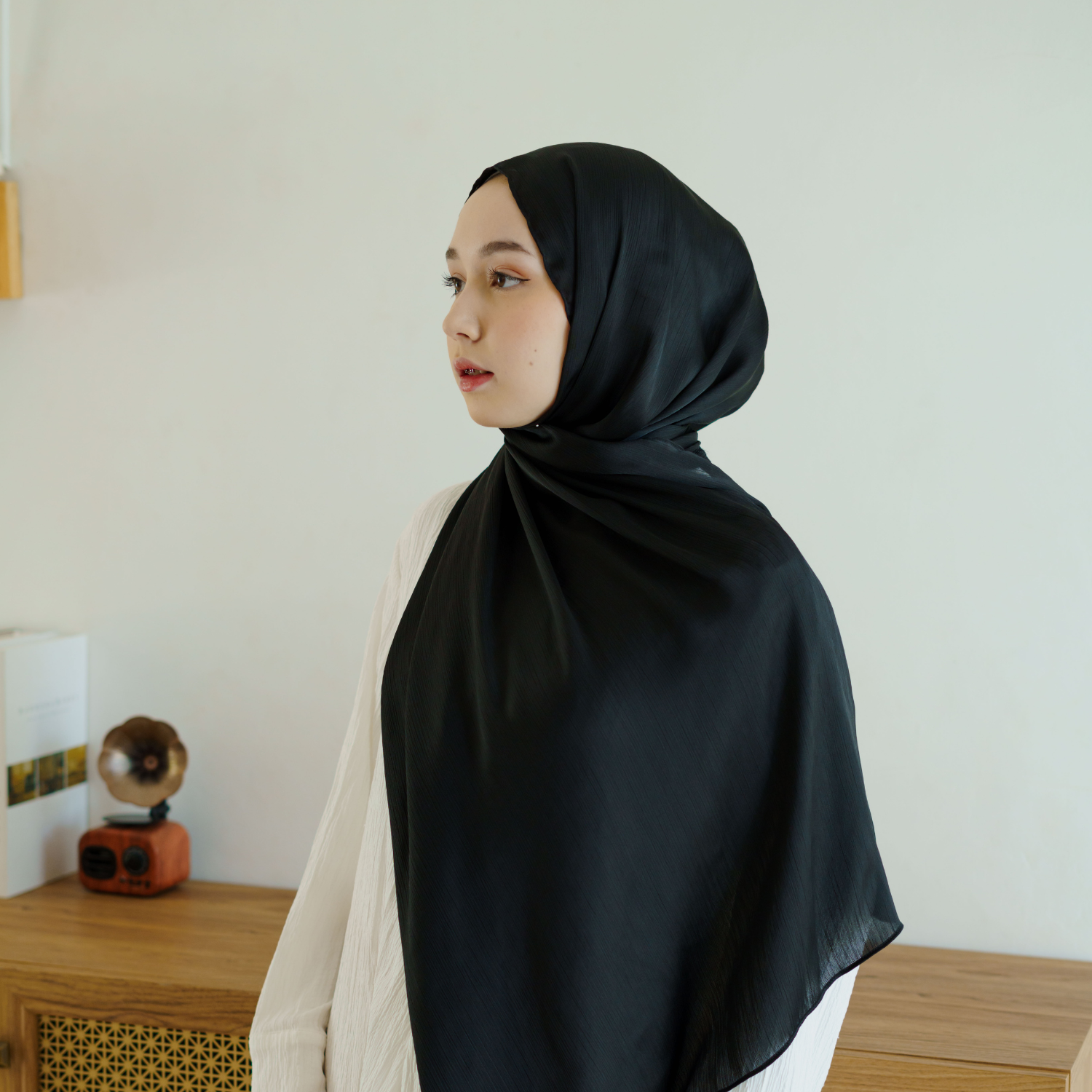 Nafta Pashmina Silk Premium Black