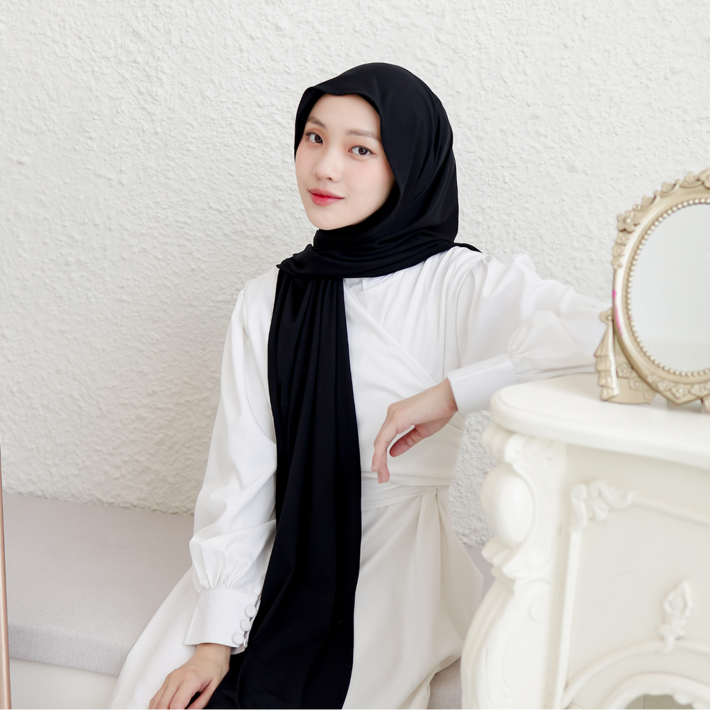 Sawda Pashmina Inner Rayon Black