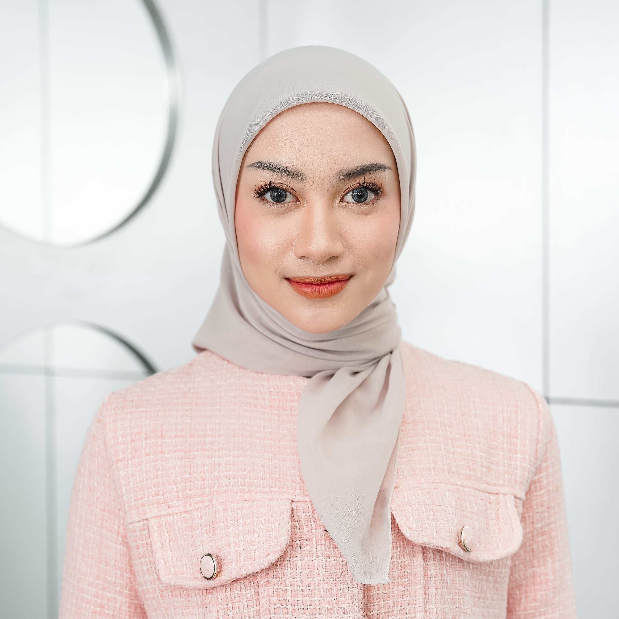 Mina Hijab Segiempat Paris Japan Biscuit