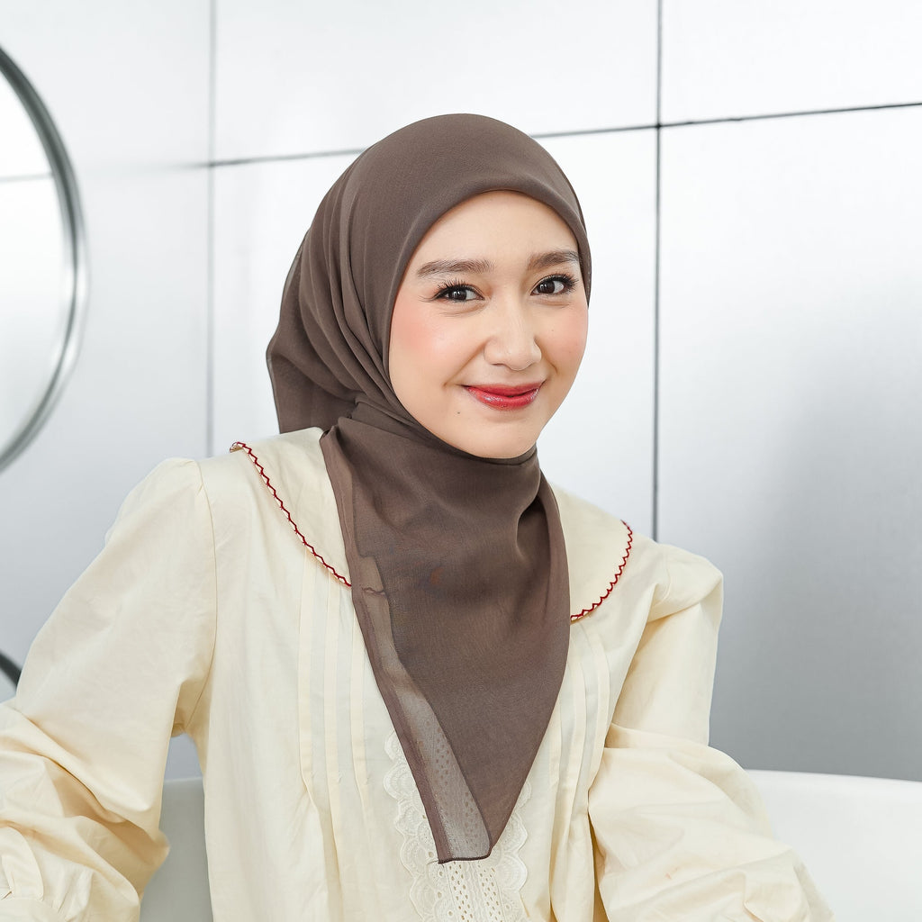 Mina Hijab Segiempat Paris Japan Coffee