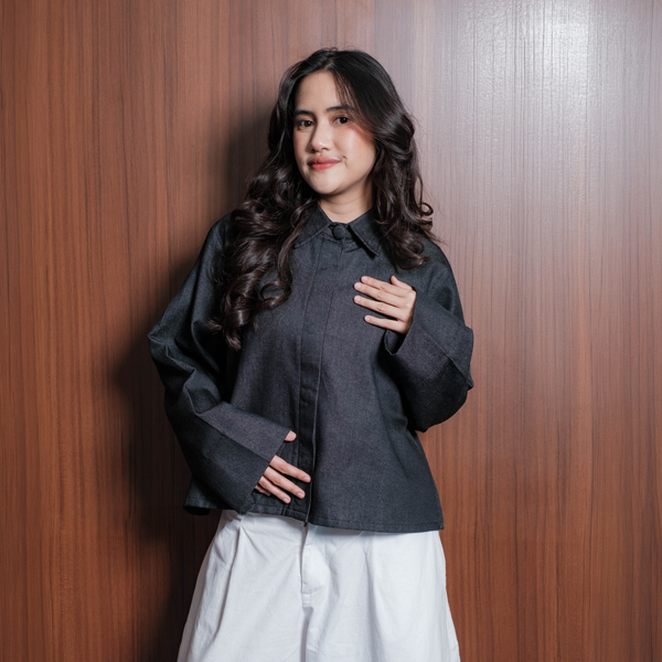 Hawra Boxy Shirt Black